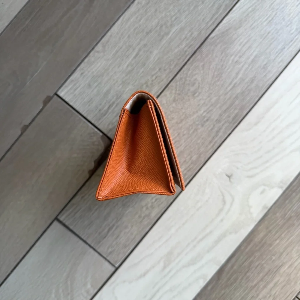 Tory Burch Triangular Sunglass Case
